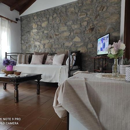 Villa Petroula Kontias Zewnętrze zdjęcie