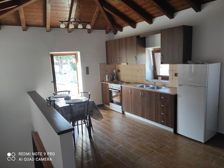 Villa Petroula Kontias Zewnętrze zdjęcie
